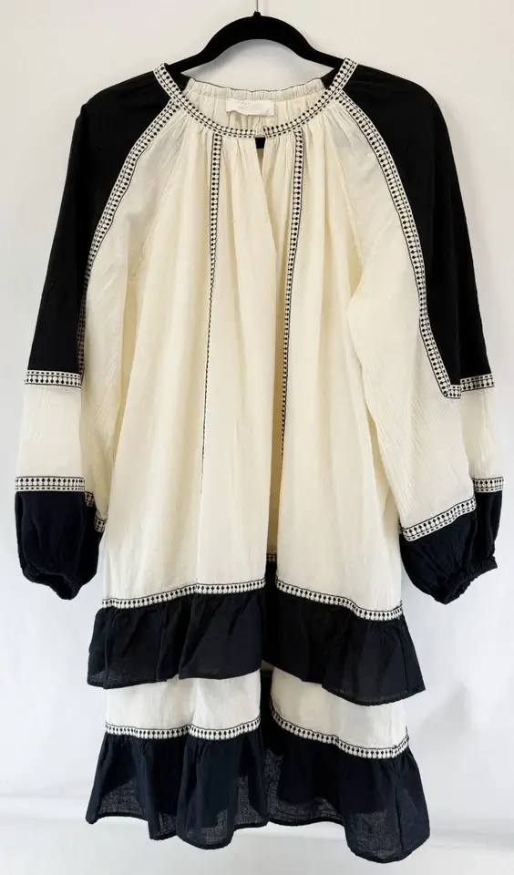 Thumbnail: DEVOTION Twins Emphasis Layer Tunic Dress Hem Embroidery Small
