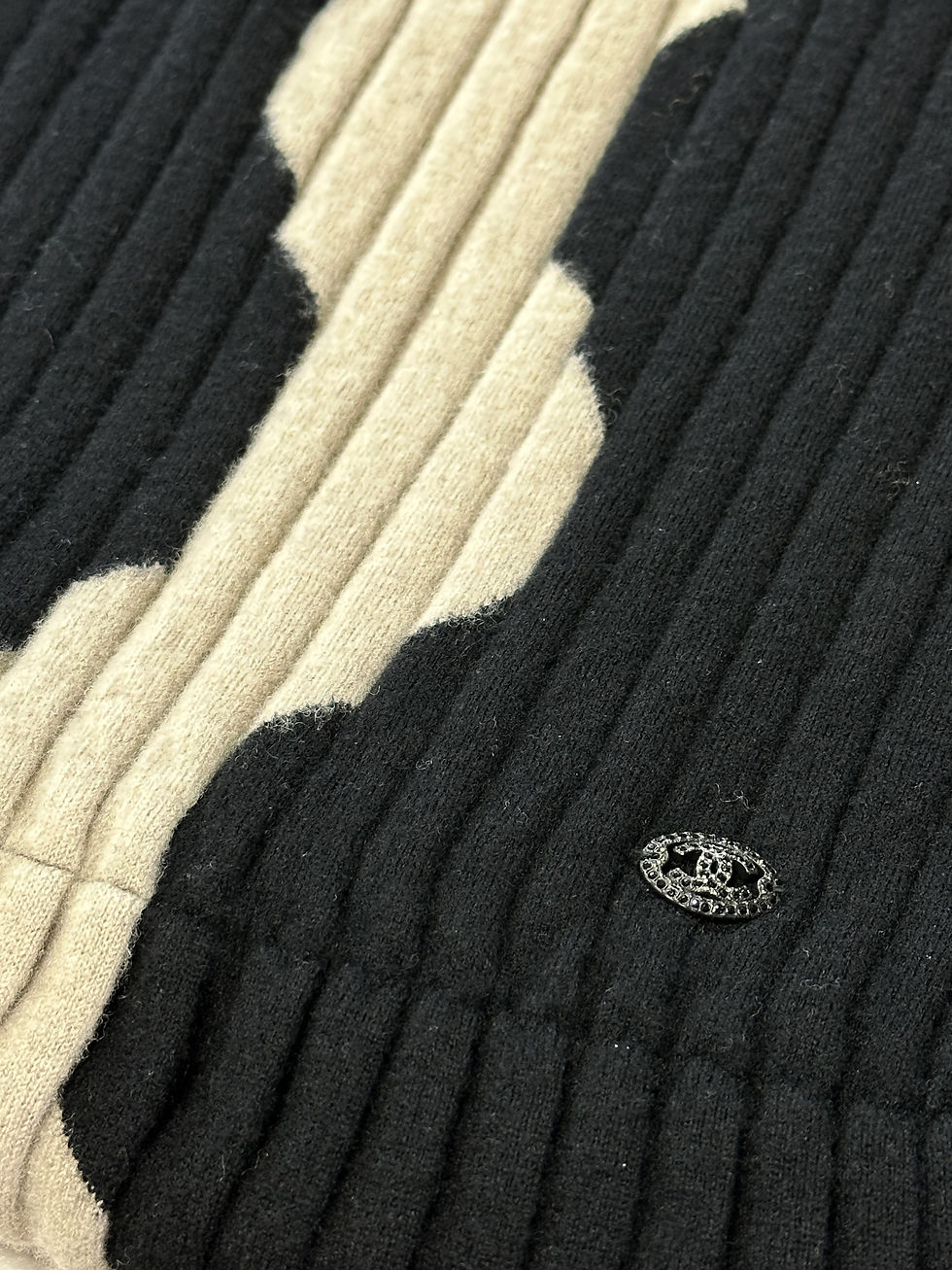 Hình thu nhỏ: CHANEL Wool Knit Sleeveless Dress 36 Black Beige Pleated CC Logo 2007