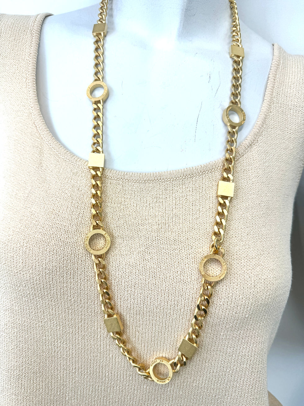 縮圖：NEW Vintage ST. JOHN Gold Plated 38" Necklace Chain Belt Link Logo Signed OZ