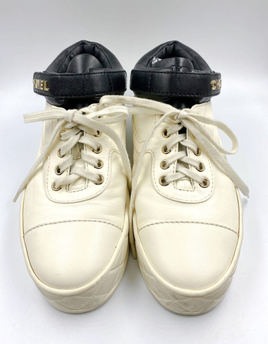 CHANEL COCO Mark White Black Leather Trainers Sneakers 39 G34967