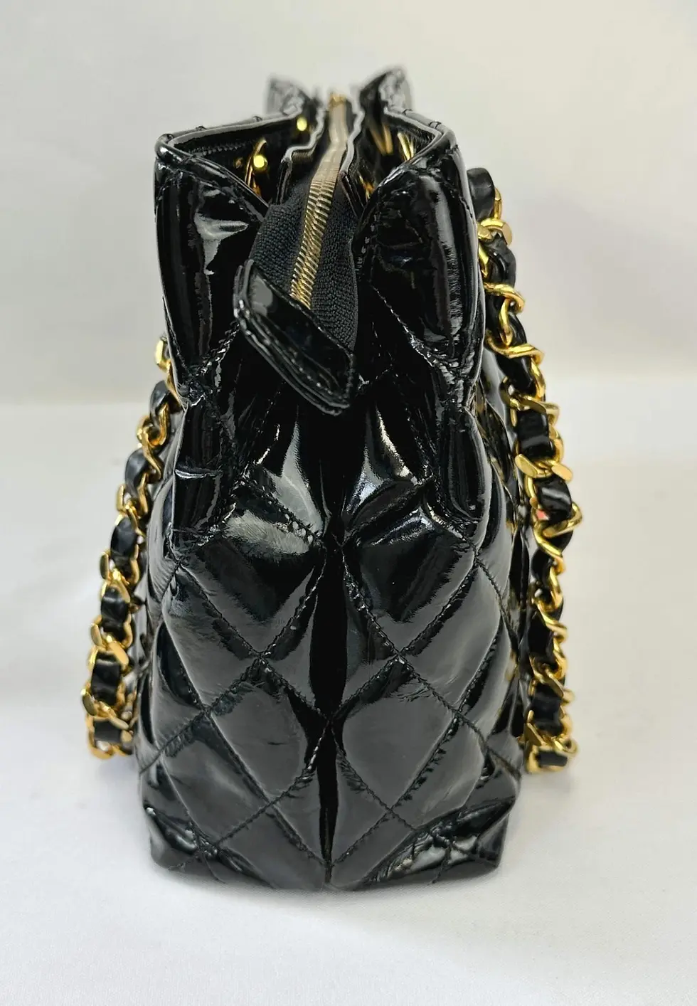 Hình thu nhỏ: CHANEL Patent Leather Tote Bag Black Gold Hardware CC Logo Handbag B