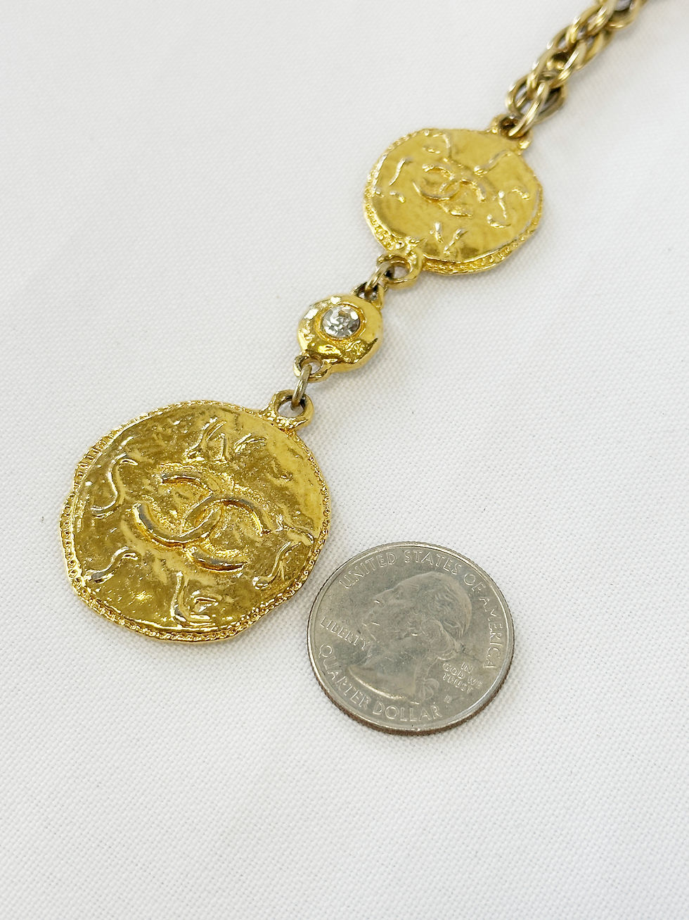 Miniatura: CHANEL Metal Chain Lariat Necklace Gold Tone Coco Mark Coins Rhinestones
