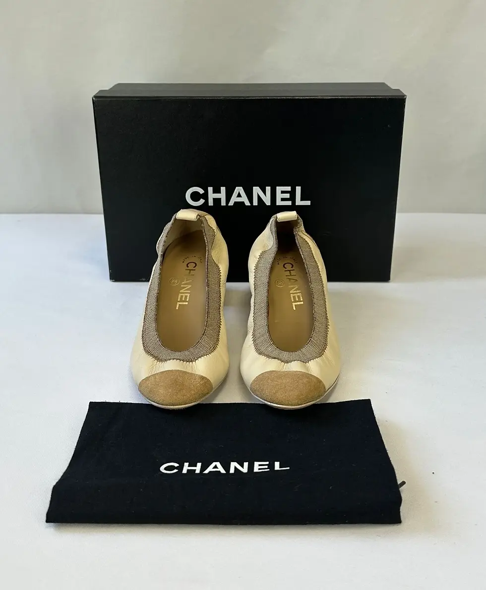 Thumbnail: CHANEL Leather Suede Ballet Pumps 35.5 5.5 US Beige Cap Toe Elastic Chunky Heel