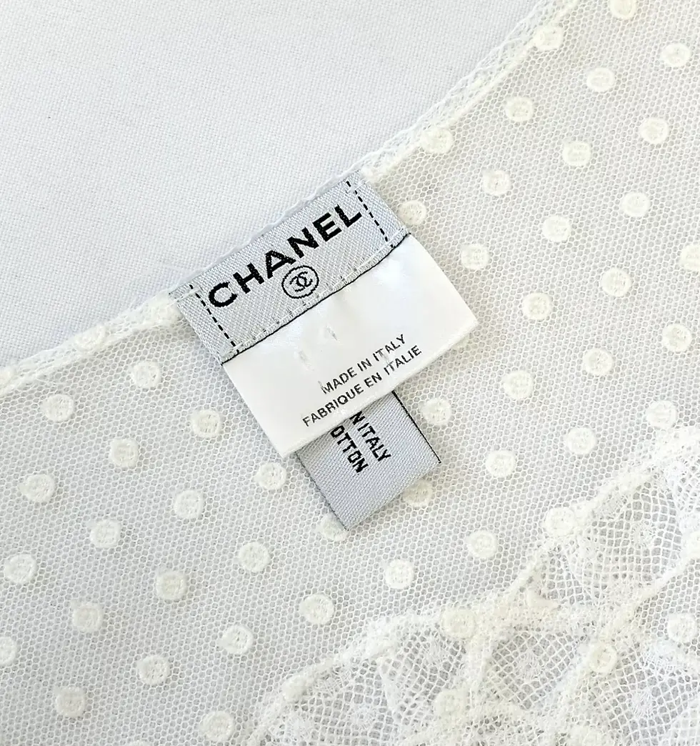 Thumbnail: CHANEL Cotton Blouse Top 38 White Mesh Polka Dot Rose Brooch Cruise 2007
