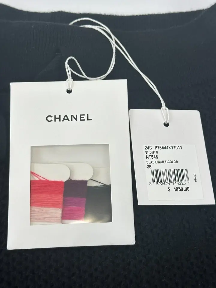 Thumbnail: CHANEL Bermuda Shorts 36 4 Black Multicolor Striped Trim Knit Cruise 2024 NEW