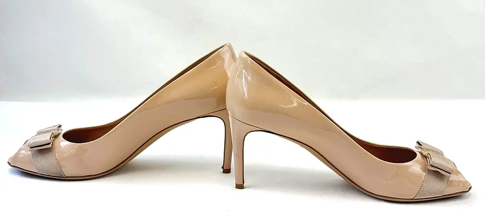 Hình thu nhỏ: SALVATORE FERRAGAMO Pola Vara Patent Leather Peeptoe Pumps 9.5B Bisque Bow Shoes