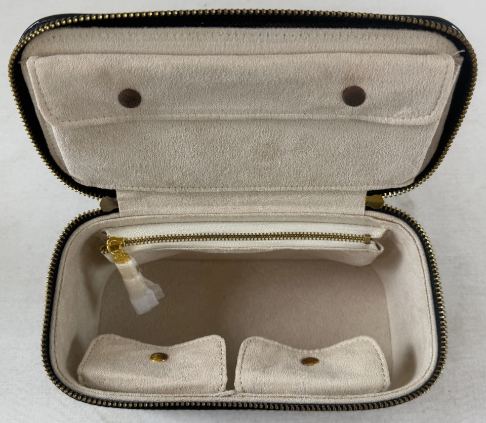 Thumbnail: ST. JOHN Jewelry Box Case Travel Case 7.5 x 4 Black Patent Leather Rare