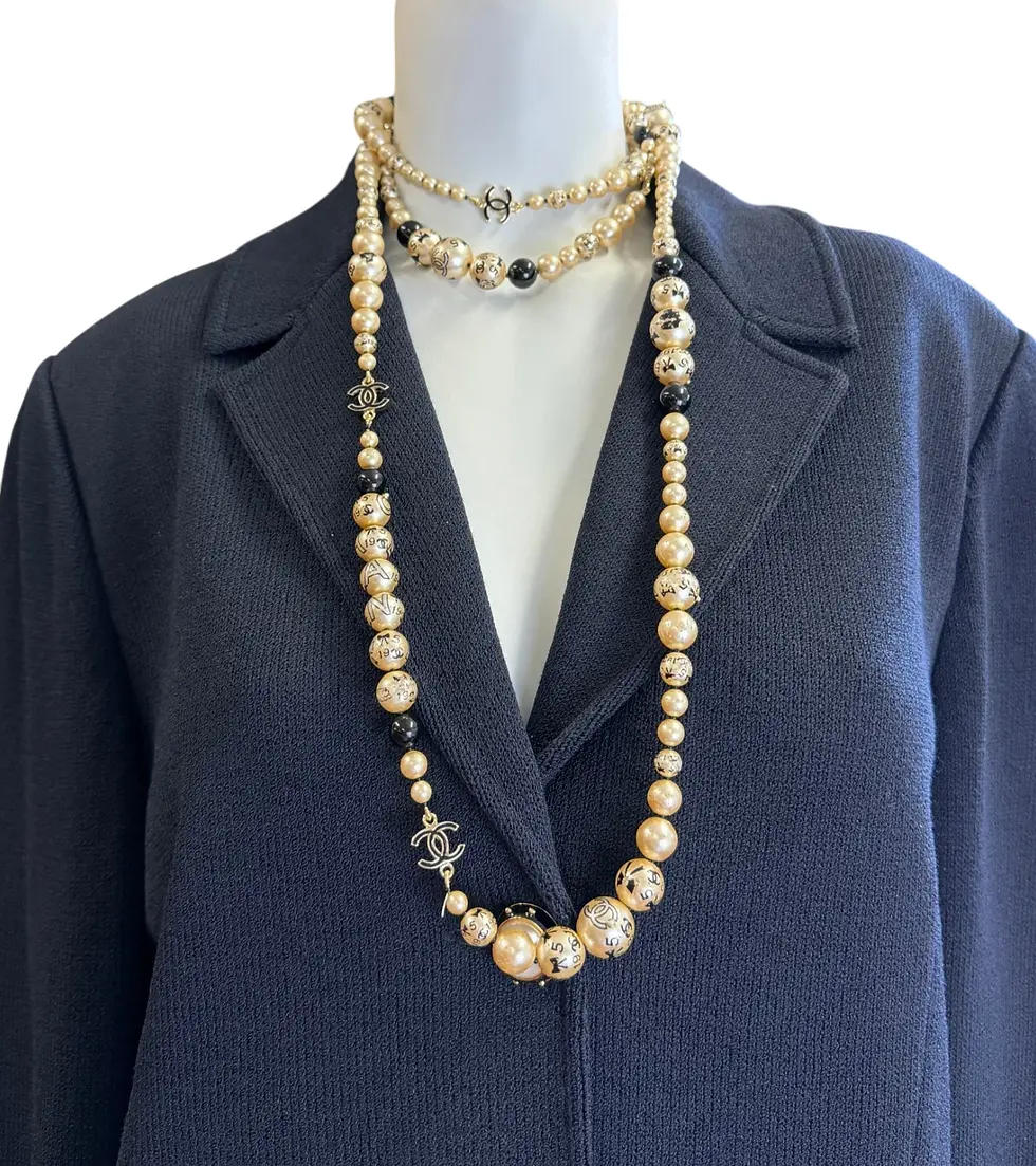 Thumbnail: CHANEL Faux Pearl Long Necklace Champagne Black CC 5 Bow Logo Autumn 2006