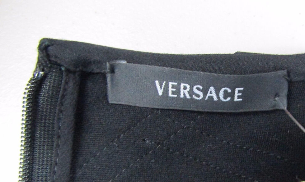 Hình thu nhỏ: GIANNI VERSACE Black Long Sleeve Patent Leather Inserts Sheath Stretch Dress 44