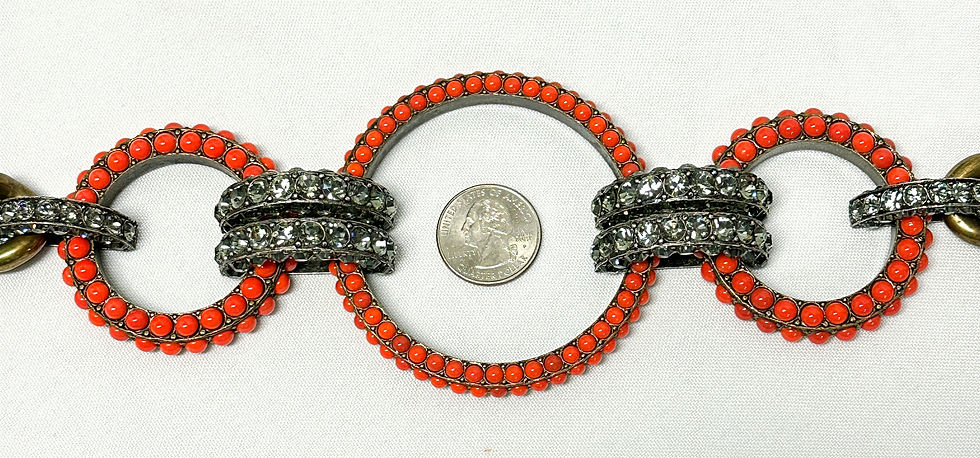 Miniatura: LANVIN Three Rings Rhinestone Ribbon Tie Necklace Coral Beads Bronze