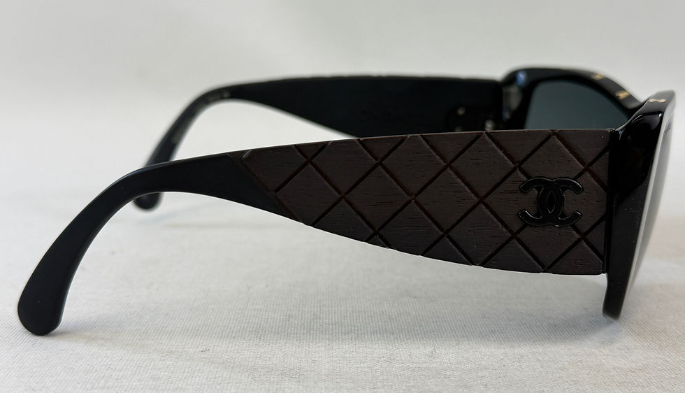 Hình thu nhỏ: CHANEL Rectangle Sunglasses Quilted Wood Rubber Shield Frame Side Logo 71337A