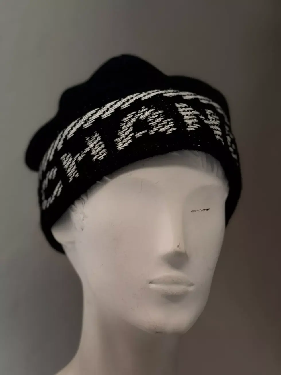 Miniatura: CHANEL Cashmere Knit Beanie Cloche One Size Black White Logo 2022 Hat NEW