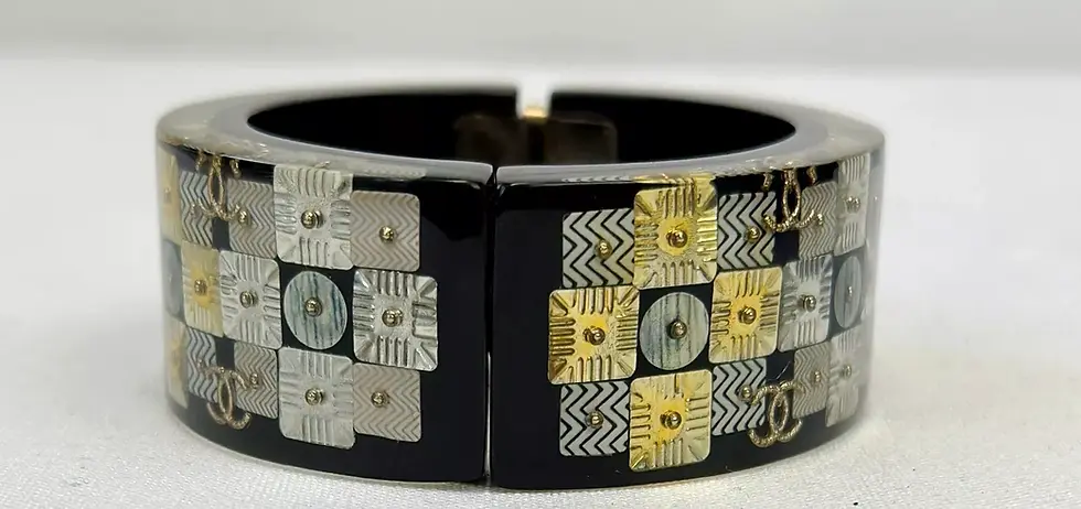Hình thu nhỏ: CHANEL CC Logo Black Gold Silver Resin Tile Cuff Bracelet Bangle 2016 RARE