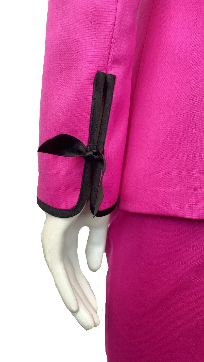 Thumbnail: ESCADA 2PC Lollypop Pink Basona Black Trim Bow Blazer Twien Pants Suit 34