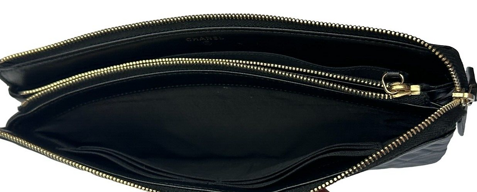 Miniatura: NWT CHANEL Boy O Leather Clutch IPad Pouch Medium Black Quilted CC Aged CC