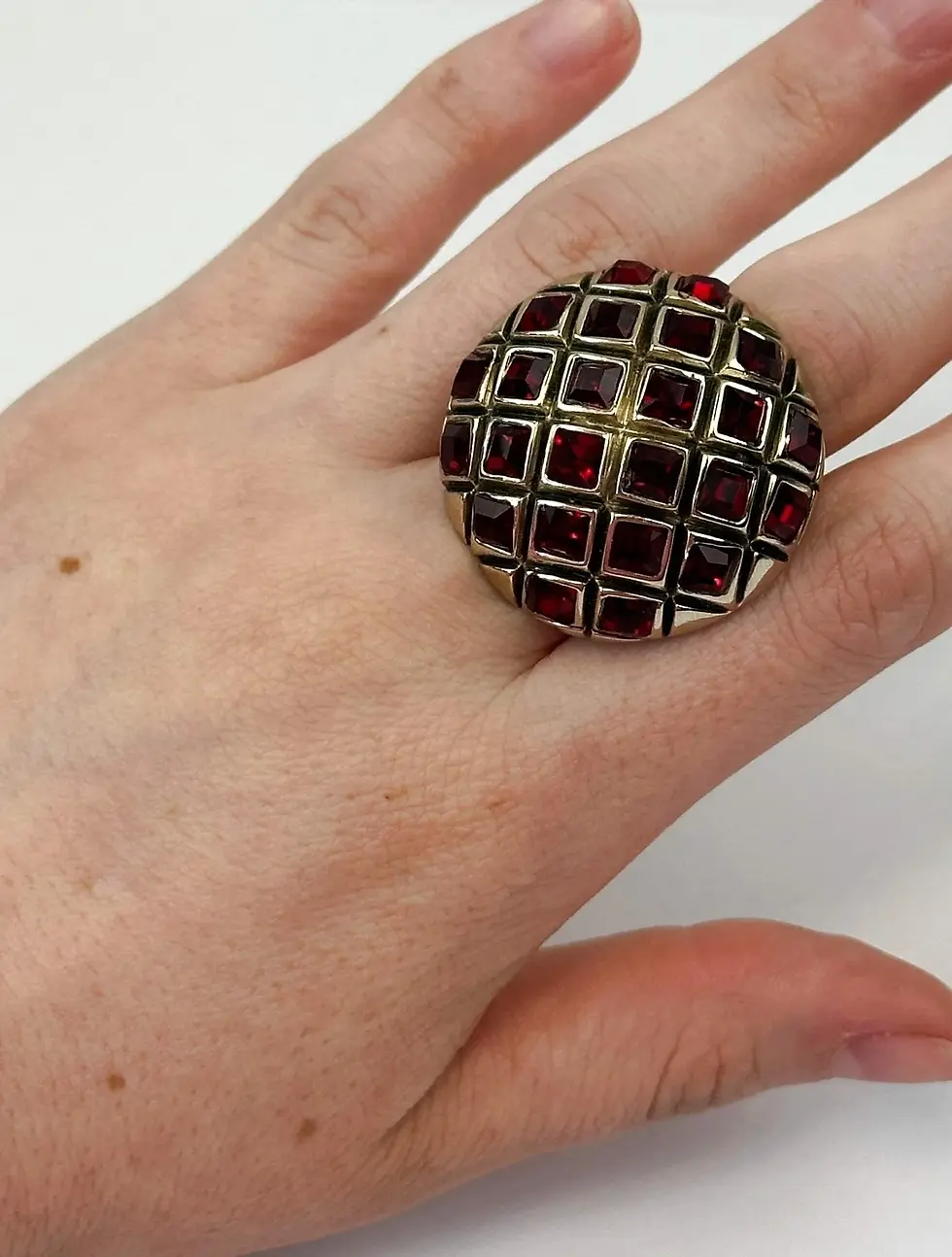 Miniatura: NWOT ST. JOHN Ring Embellished Red Swarovski Crystals Cocktail Signed Silver 7.5