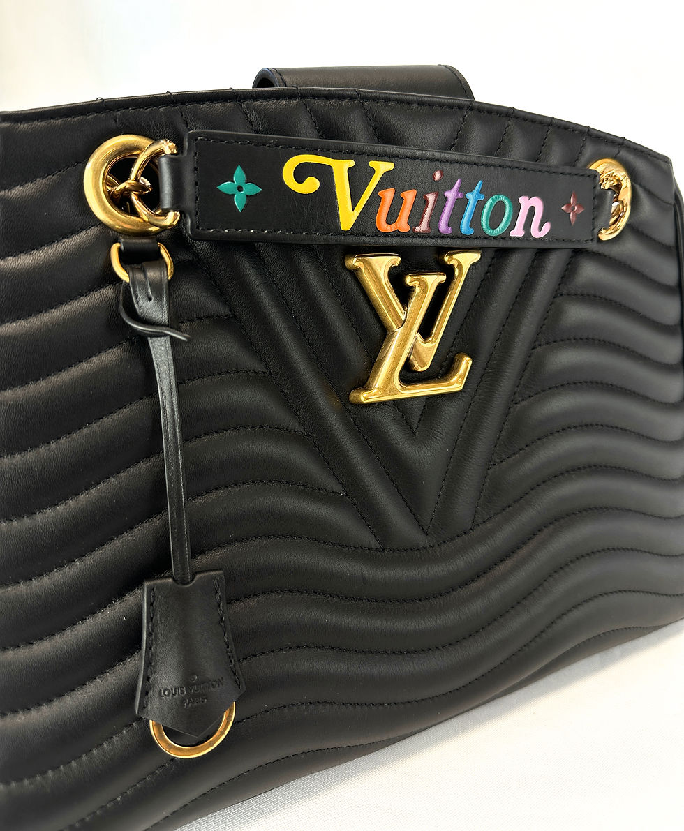 Thumbnail: LOUIS VUITTON Calfskin Leather New Wave Chain Tote Noir Gold Hardware M51496