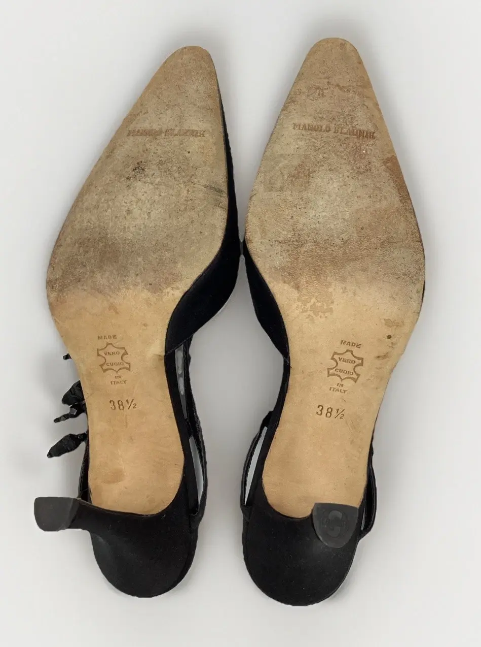 Thumbnail: MANOLO BLAHNIK Pointed Toe Pumps 38.5 Black 8.5 Satin Beaded Ankle Strap
