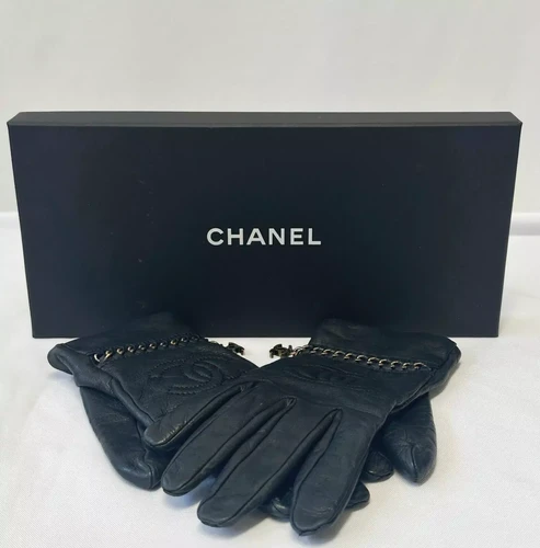 小物 1988 CHANEL MATELASSE GLOVE 小物 1988 CHANEL MATELASSE GLOVE Chanel Quilted Leather