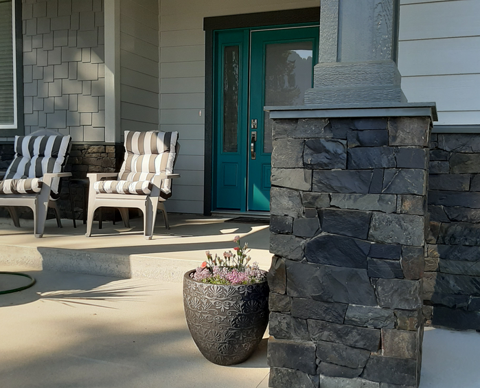 Aldridge Mist Ledgestone on outside of house and posts