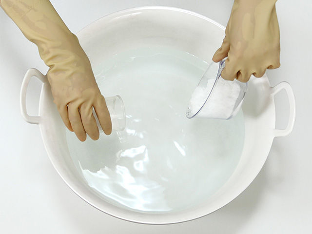 オリーブグリーン 染色
