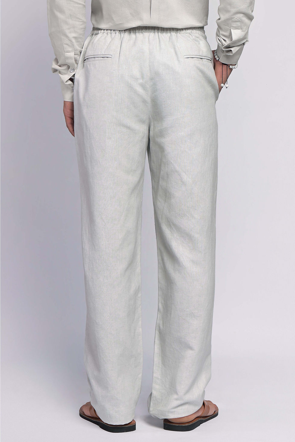Thumbnail: The neutral trousers