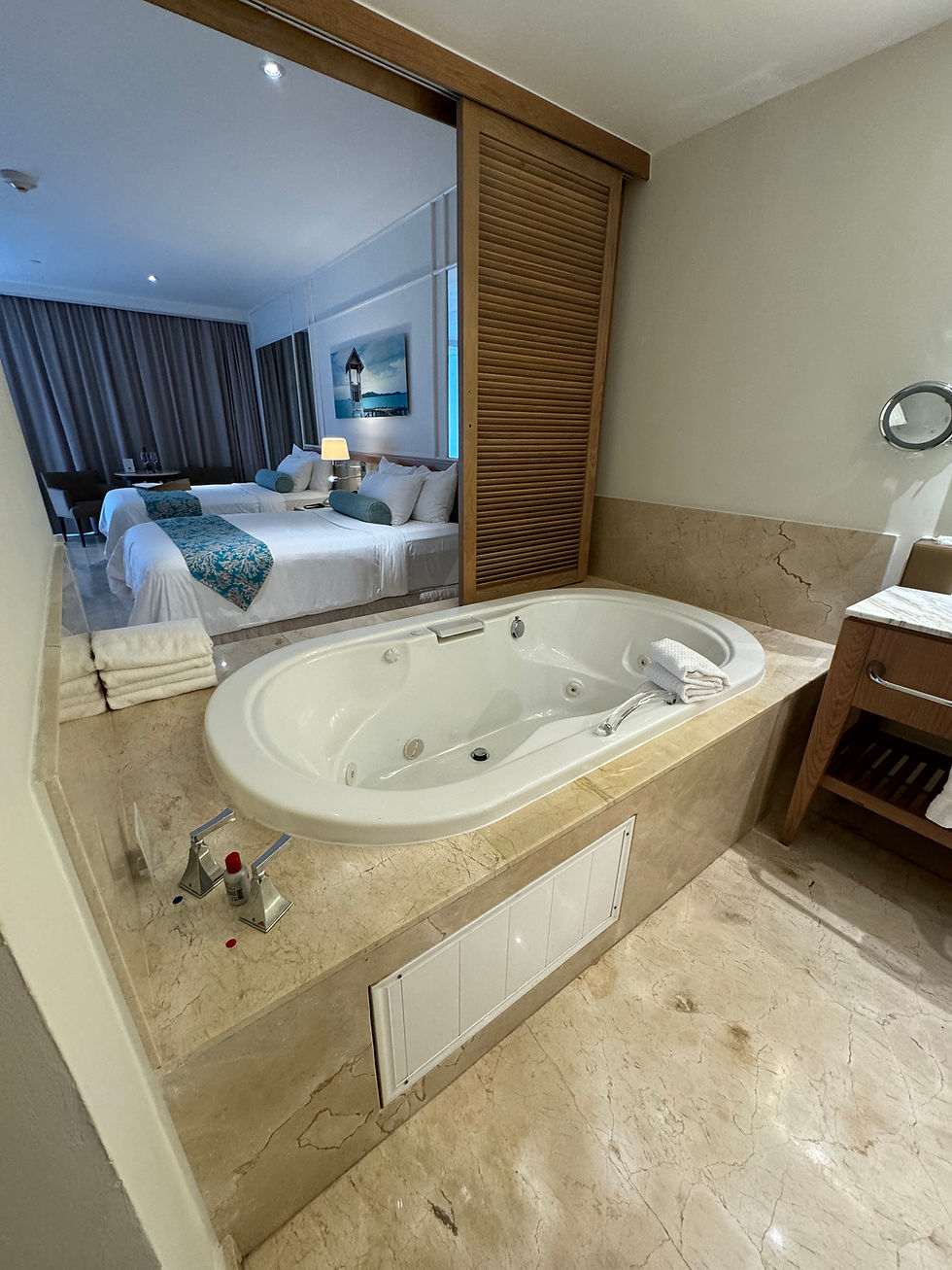 Luxury and Comfort in the Junior Suite Ocean View Room at Moon Palace Jamaica!