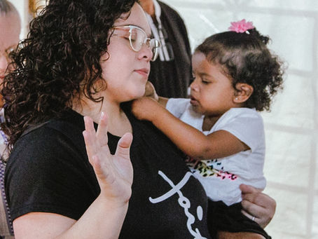 El Corazón de una Madre: Reflejo del Amor de Dios