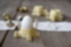 Set of 5 off-white egg holders shaped like little legs – charming Easter breakfast set
