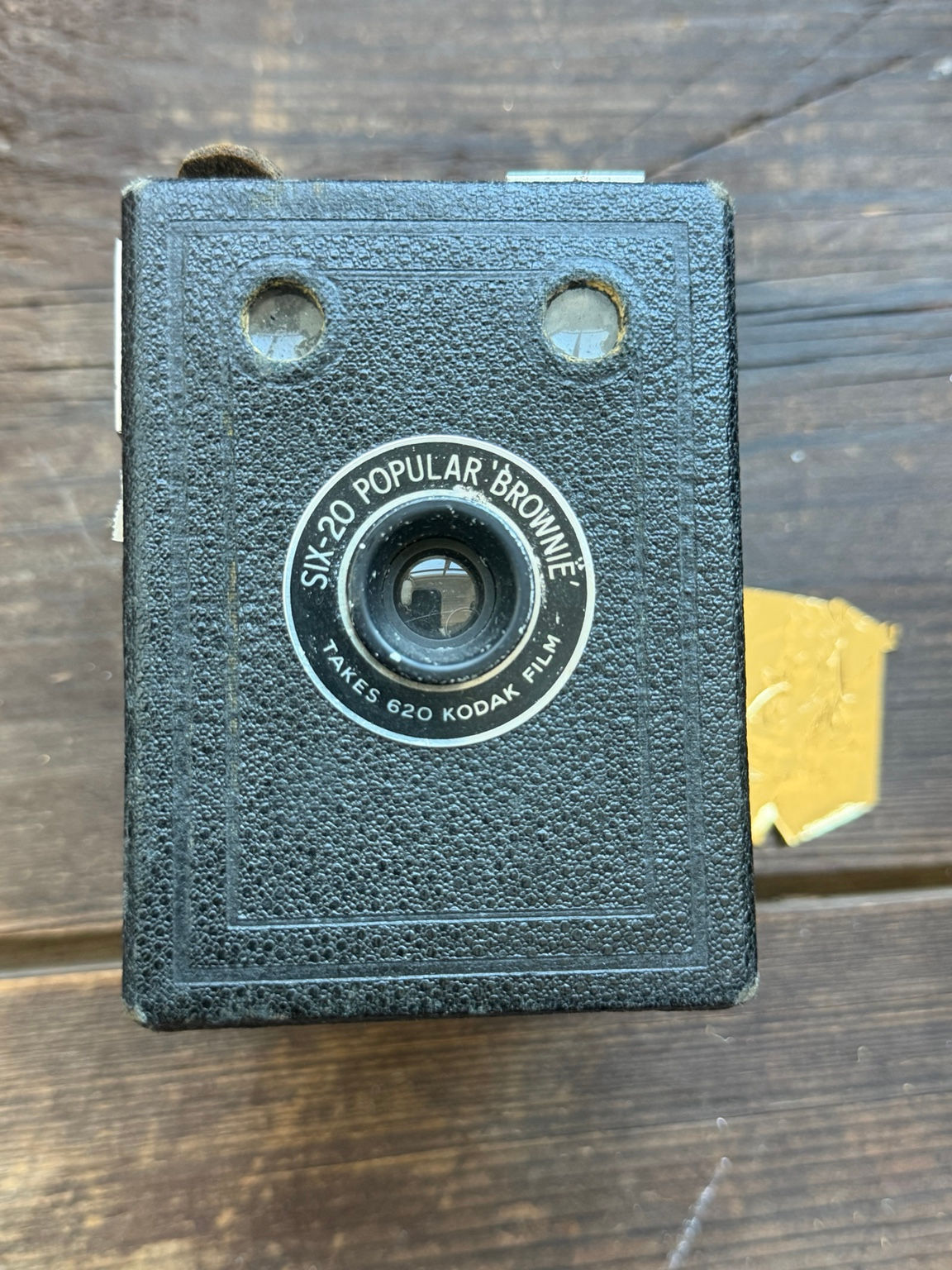 Vintage Kodak Six-20 Popular Brownie box camera