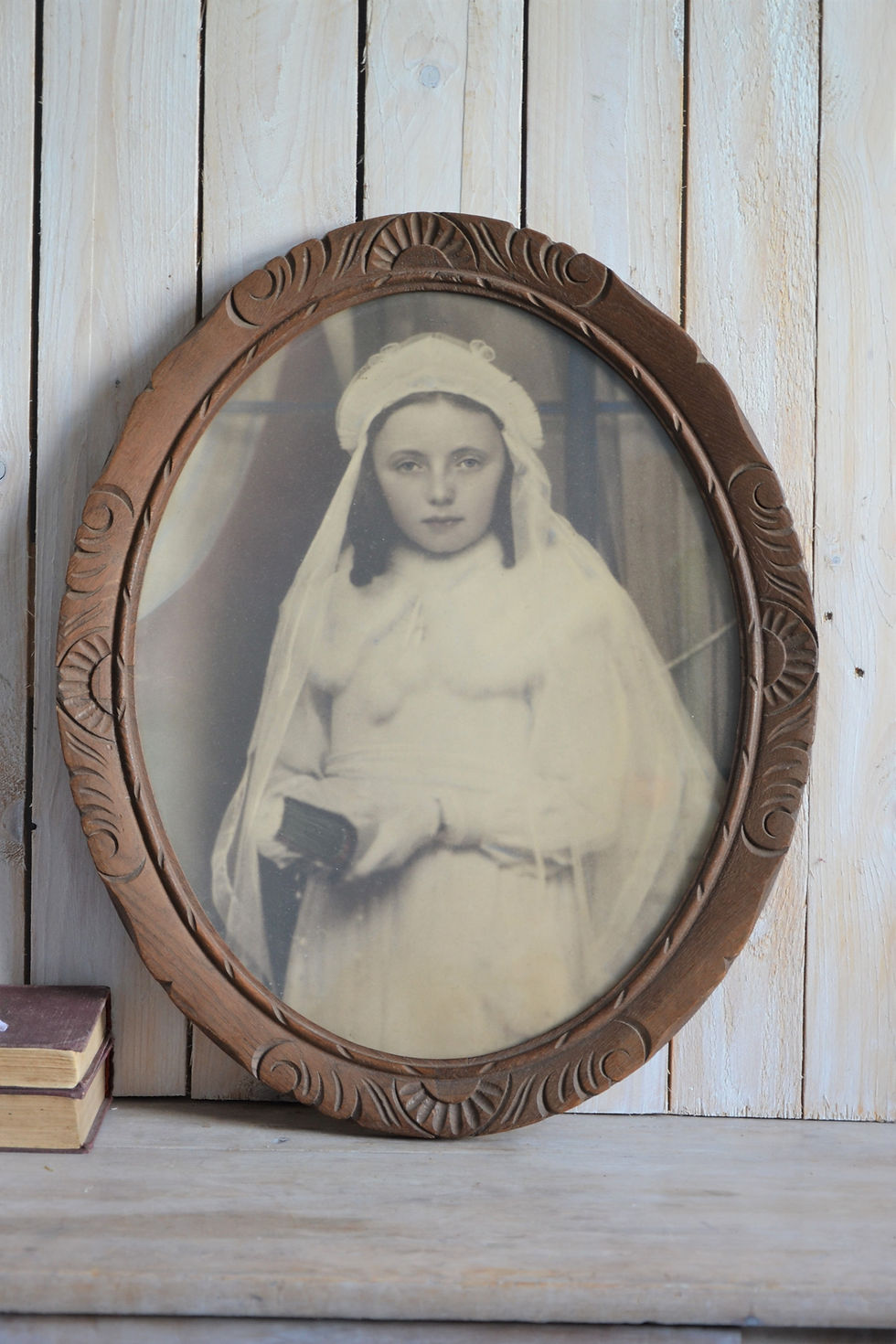 Vintage oval wall art portrait old photograph wooden frame