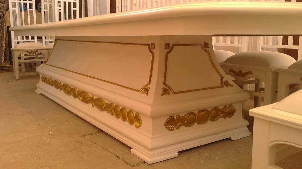 mesa decorada blanca