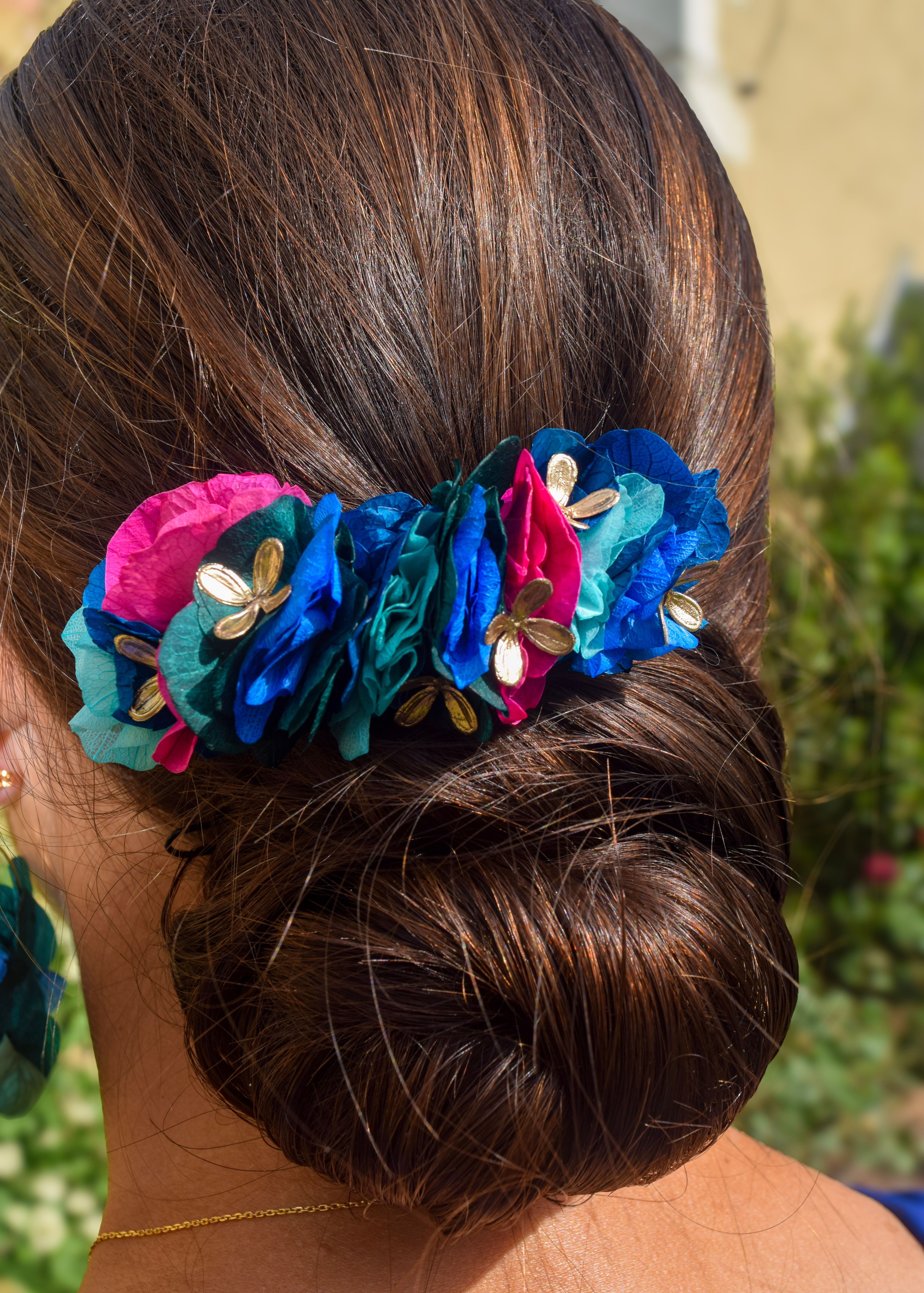 Barrette Izaux bleue, verte, turquoise, fuchsia et dorée