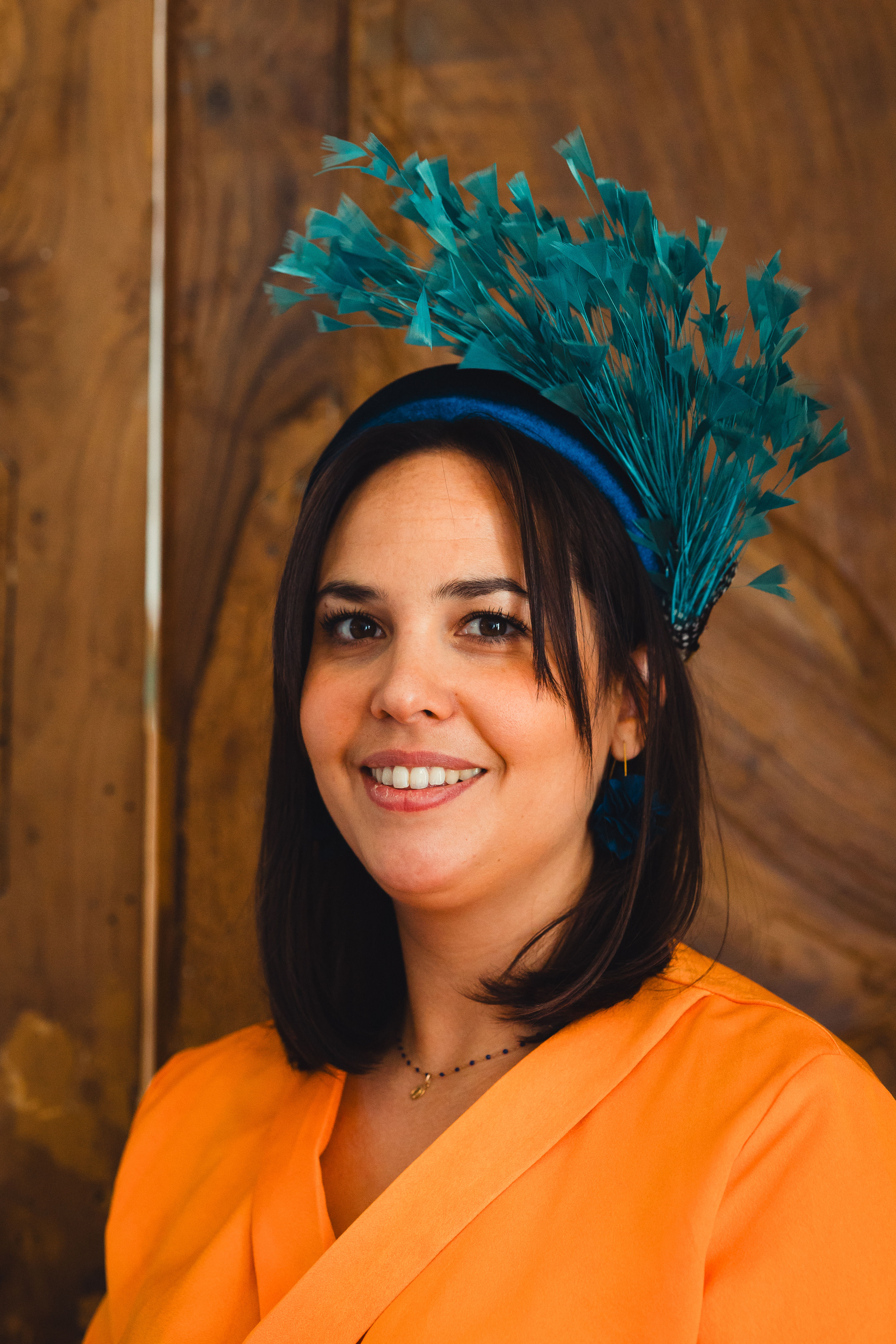 Serre-tête Batoua velours bleu canard aux plumes bleu canard