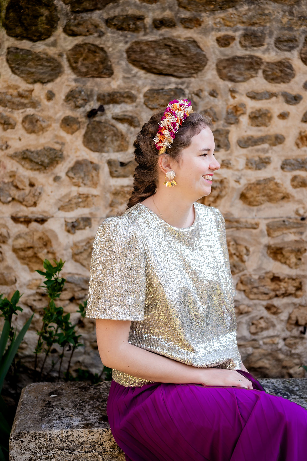 Miniature : Serre-tête Batoua paillettes aux fleurs crèmes, bougainvillier et oranges