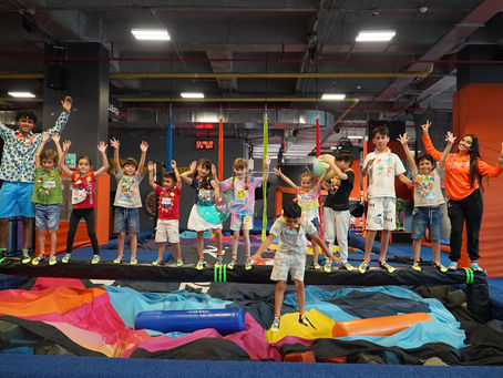 Bogotá impulsa el turismo familiar con alianza estratégica entre Sky Zone y Mundo Aventura