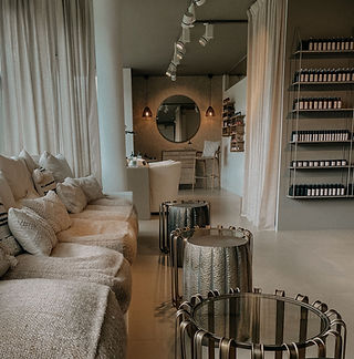 BLOOM_Beauty_Concept_Store - Salzburg.jpeg