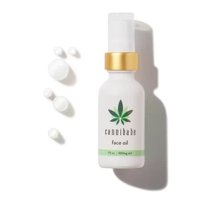 Cannabis-CBD-Health-Product-Photography-Studio-Los-Angeles.webp