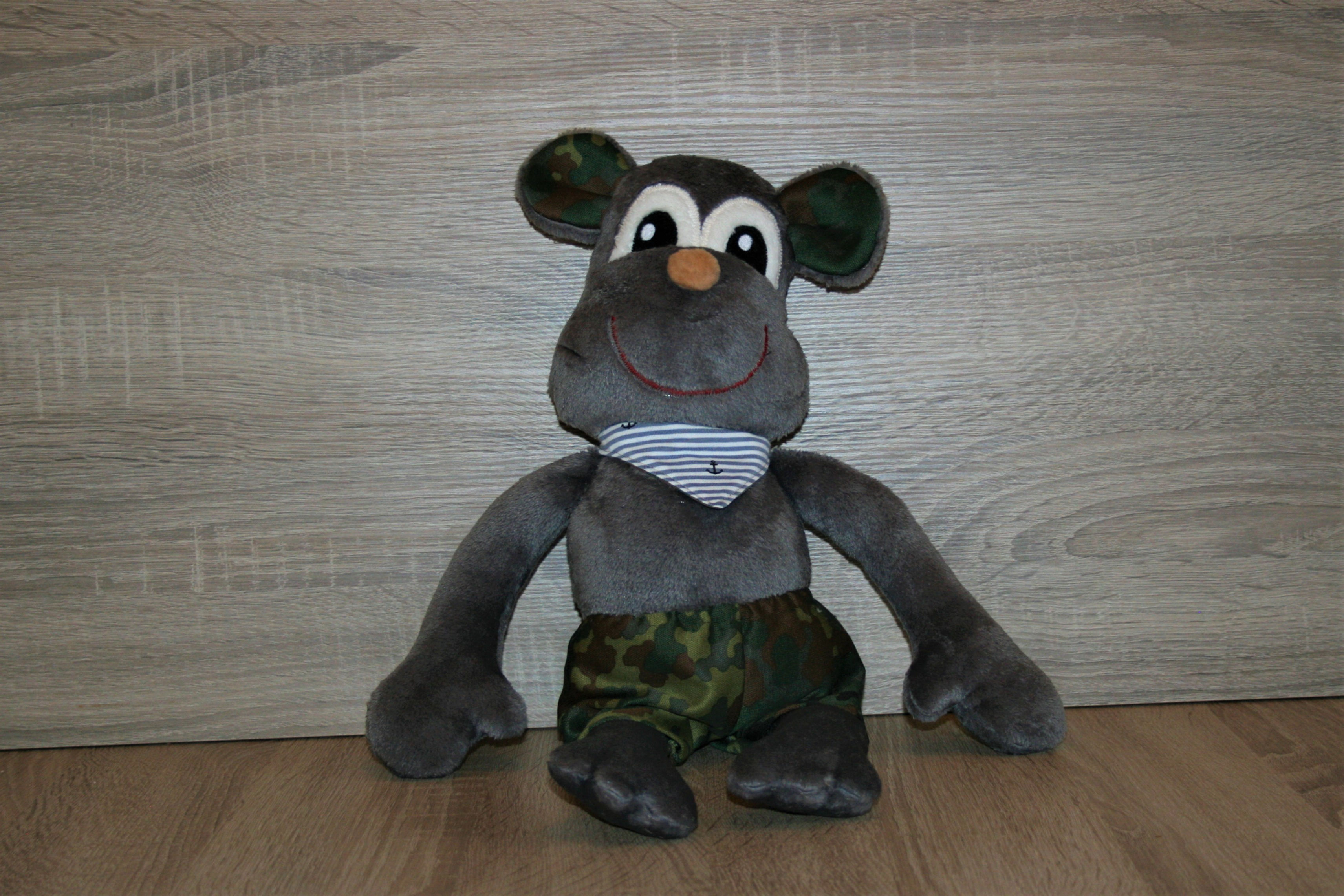 Schlenkeraffe Flecki, Flecktarn, dunkelgrau