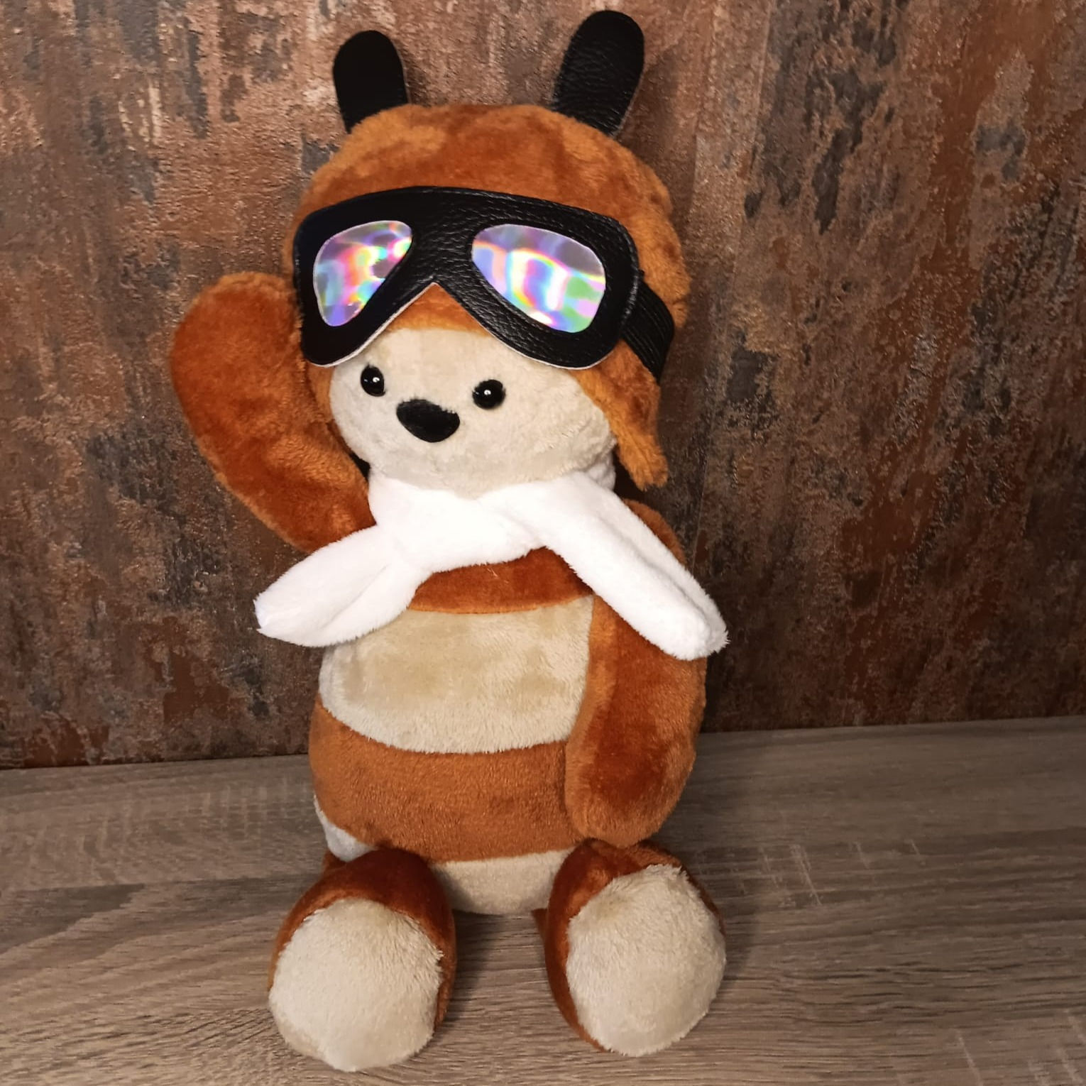 Biene "Hummi", kupfer beige