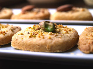I sablé: con parmigiano e pistacchi
