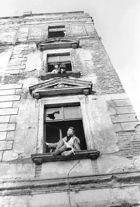 Thumbnail: Burning Down the Haus: Punk Rock & Fall of the Berlin Wall