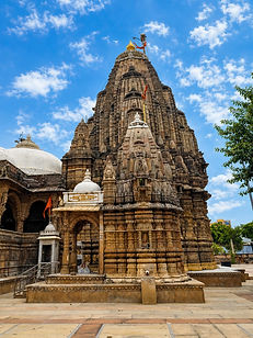 HatkeshwarMahadevTemple_Vadnagar.jpeg