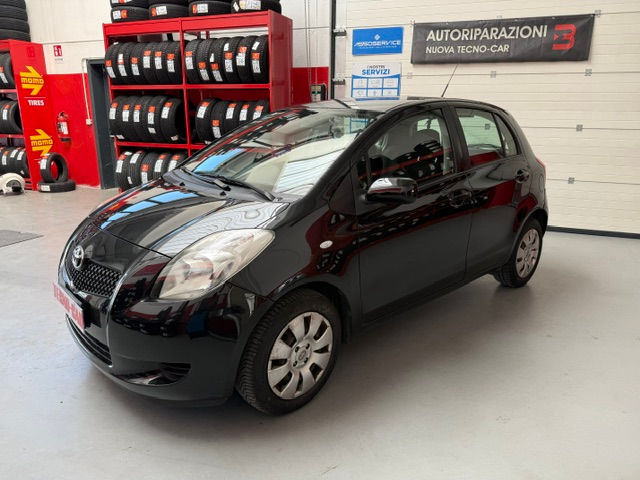 Toyota Yaris 1.0 5 porte