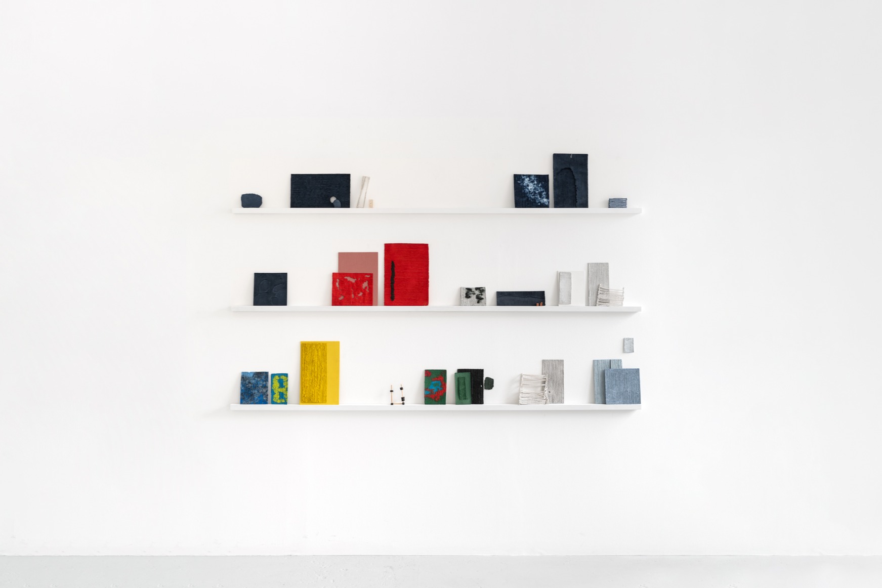 Bella Knemeyer
A bit of almost everything mulched so far; a 1970s car manual, apology letters, sheet music, a tide timetable, a year’s cash-up of Marvel Bar, betting stubs, a tax return, cheques from a security company, and more
130 x 144 x 5 cm