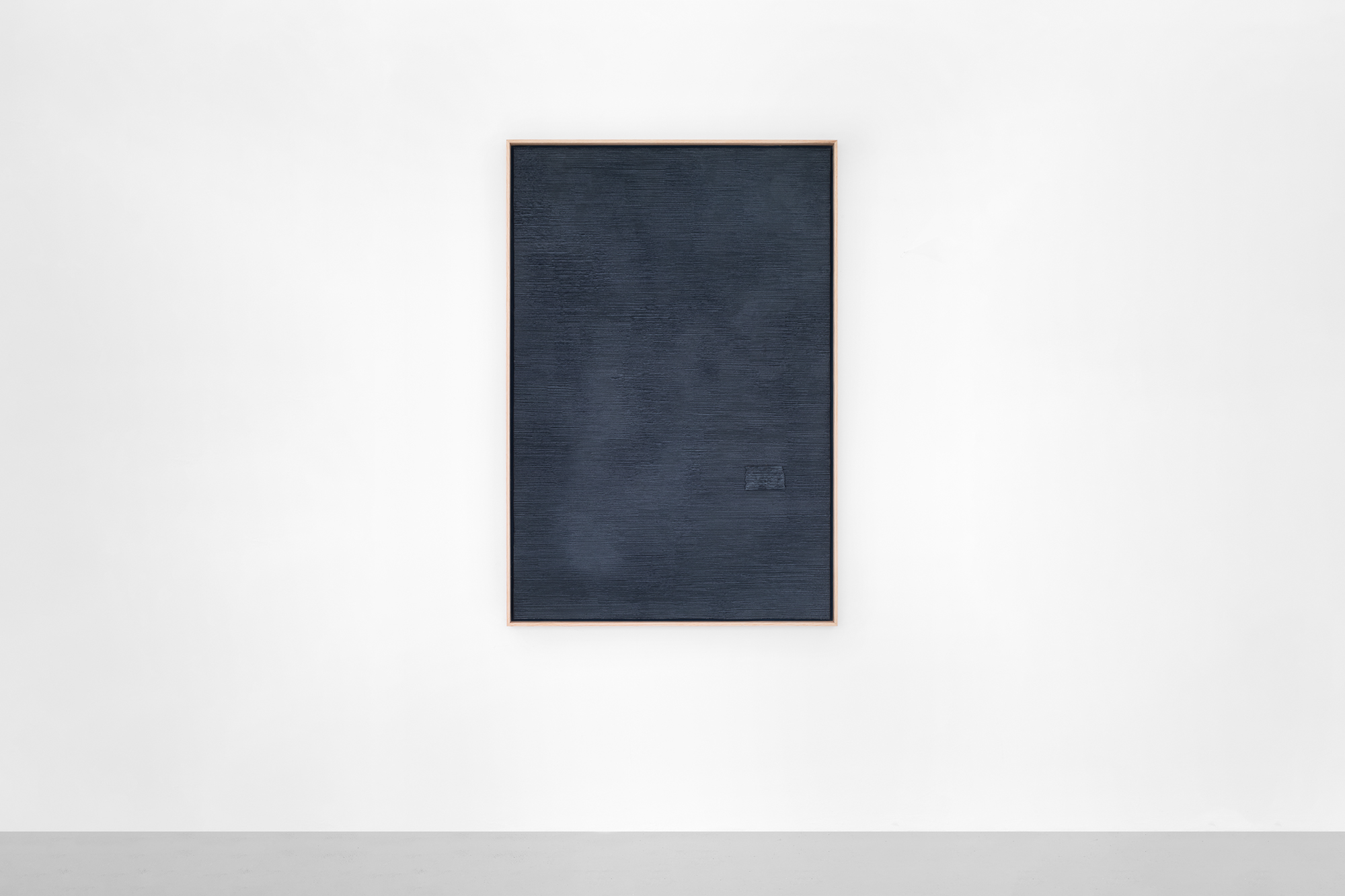 Bella Knemeyer
Hurry up and wait
The lifespan records of a Mazda Hatchback mulched with pigments
154.5 x 105 x 5 cm