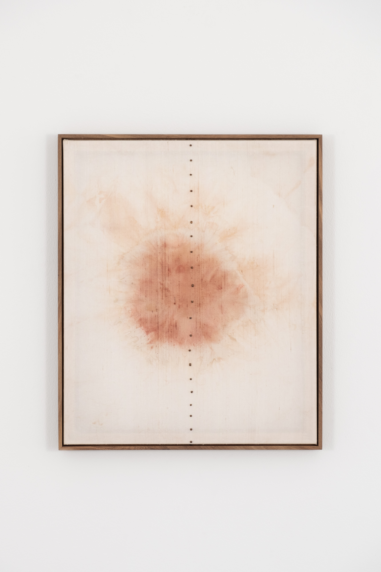 Bulumko Mbete
Cosmology III
2023
Manjista powder and beads on raw silk
61.5 x 51.5 cm