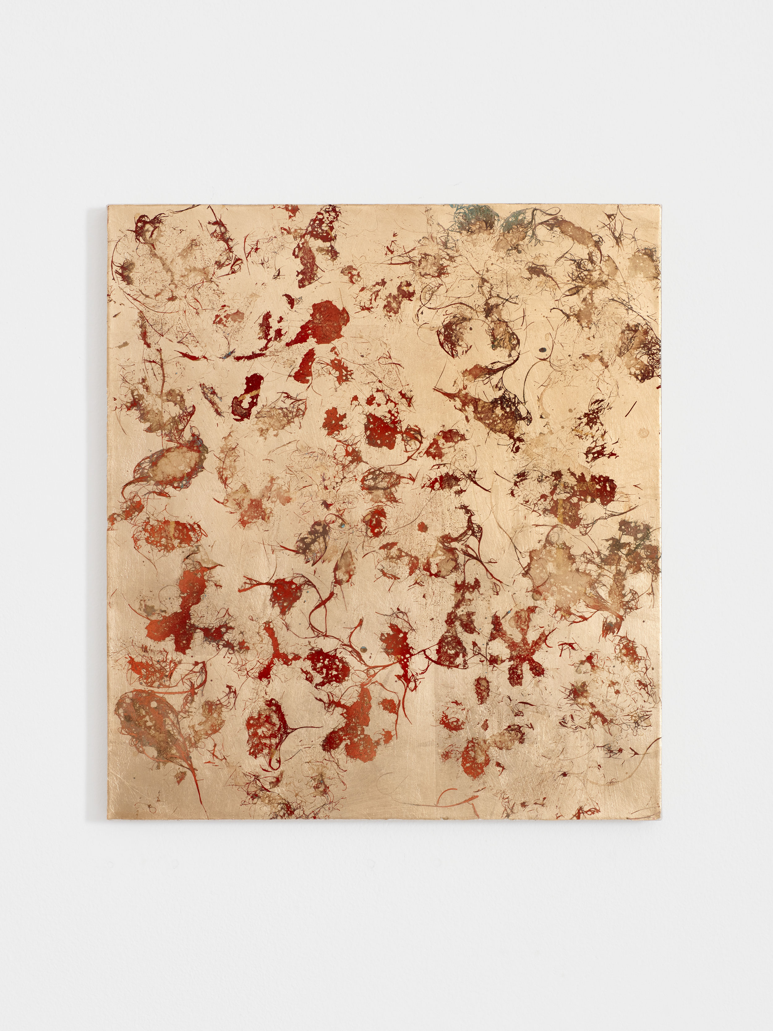 Pierre Vermeulen | Constantly | 2023 | Gold leaf imitate, sweat, acrylic, shellac on Belgian linen | 45 x 50 cm