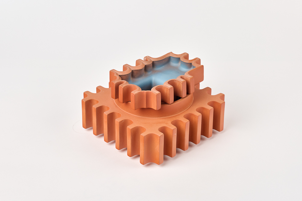 Justin Brett
Pluto’s Font VI - Cobalt and Iron Well and Pool
2023
Clay slips and mineral pigments 
18 x 18 x 11 cm