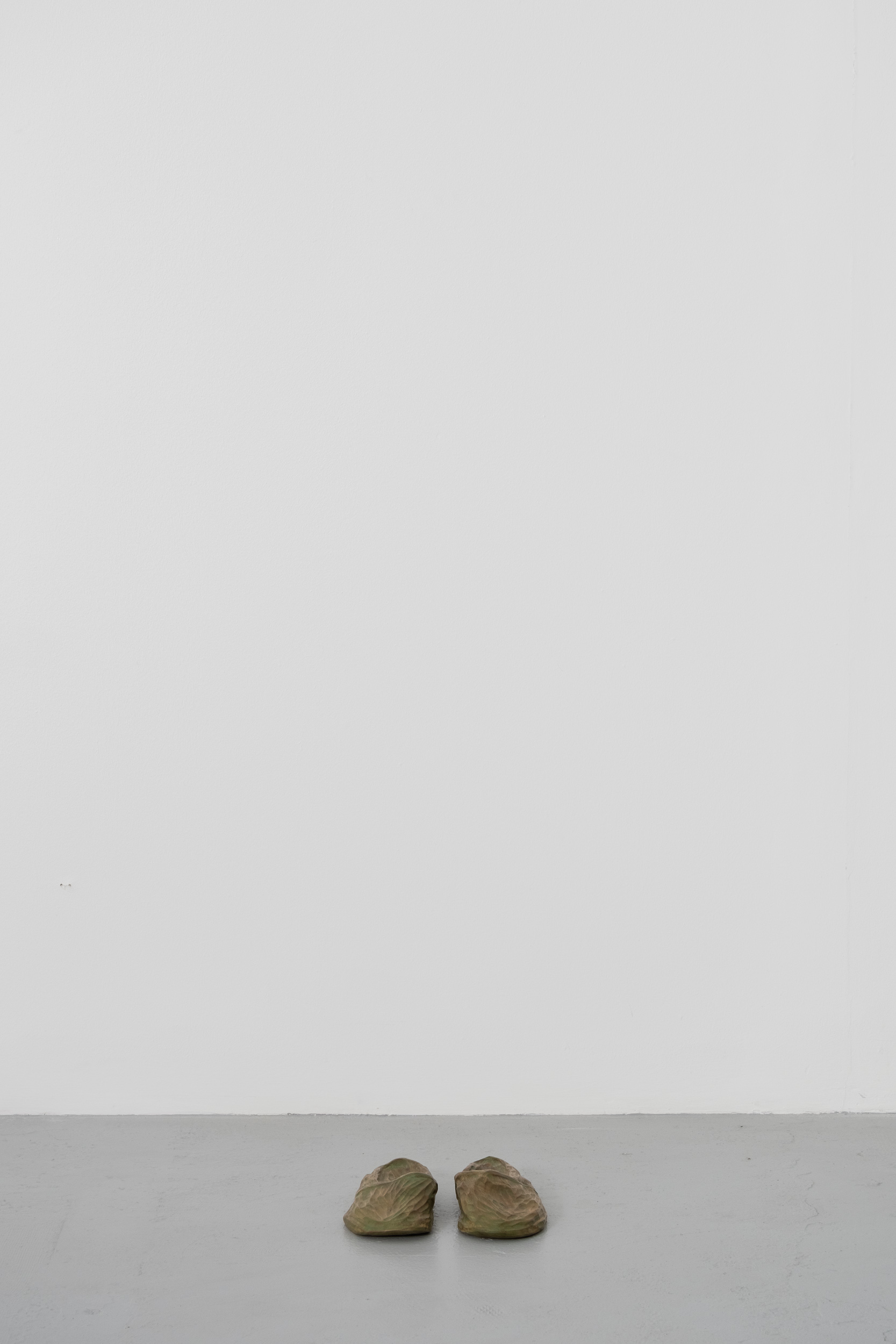 Anna van der Ploeg
Stokies
2024
Ink on wood
26 x 13 x 6 cm